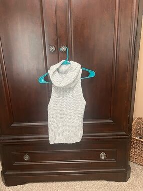 Pilcro Sleeveless Cowl Neck Sweater Vest in Light Gray